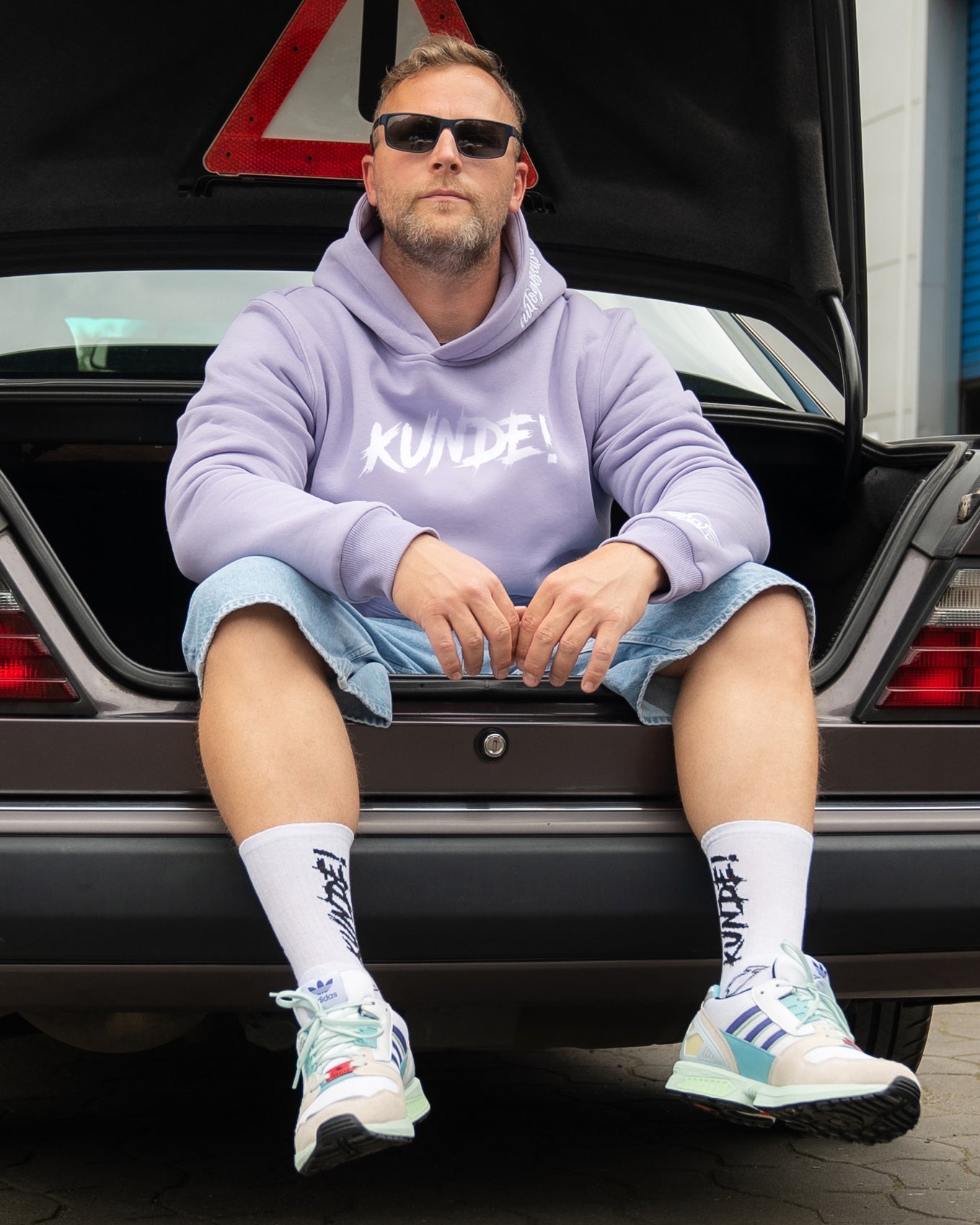 "KUNDE!" Hoodie Flieder - Regular