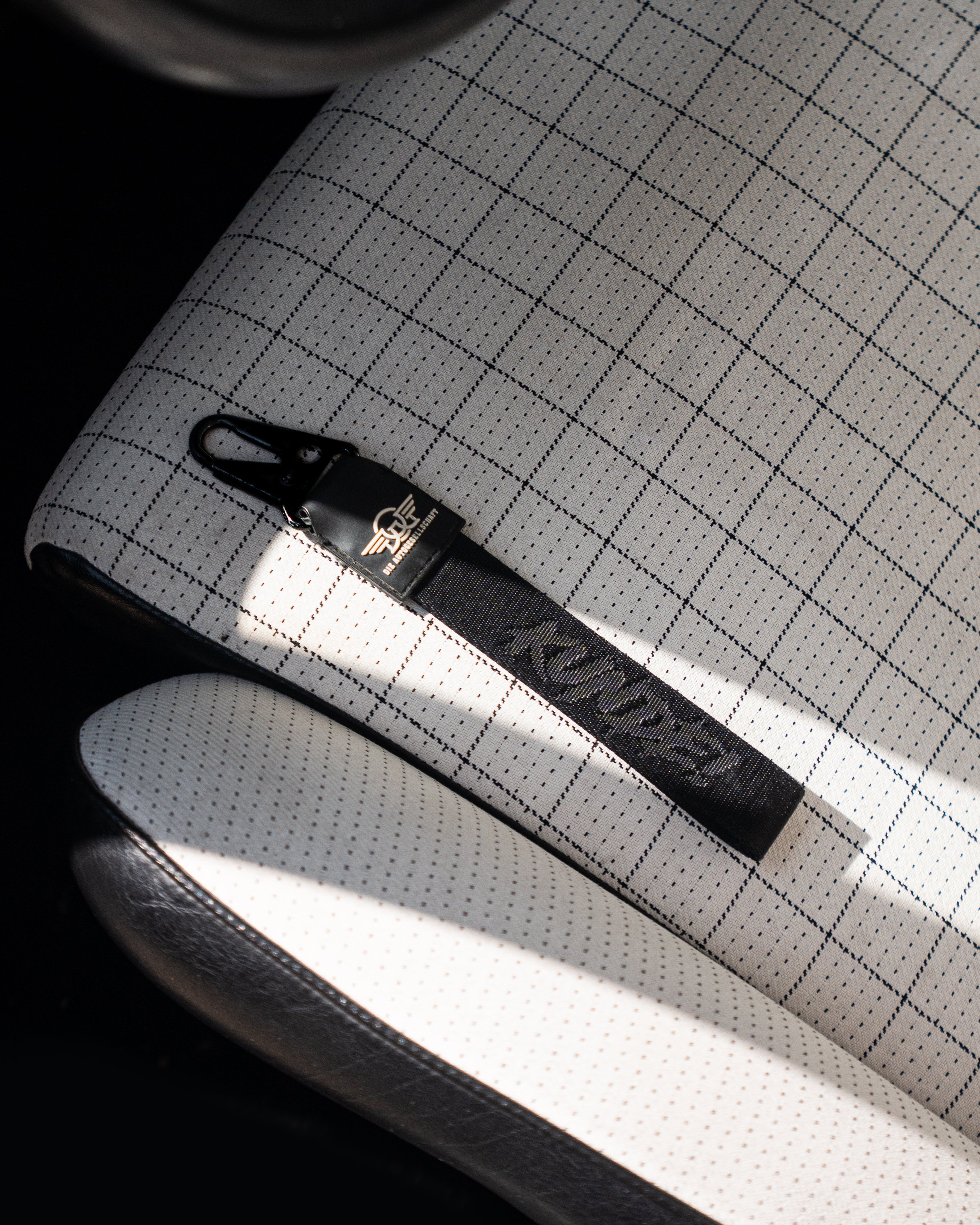 Schlüsselband Schwarz "KUNDE!"