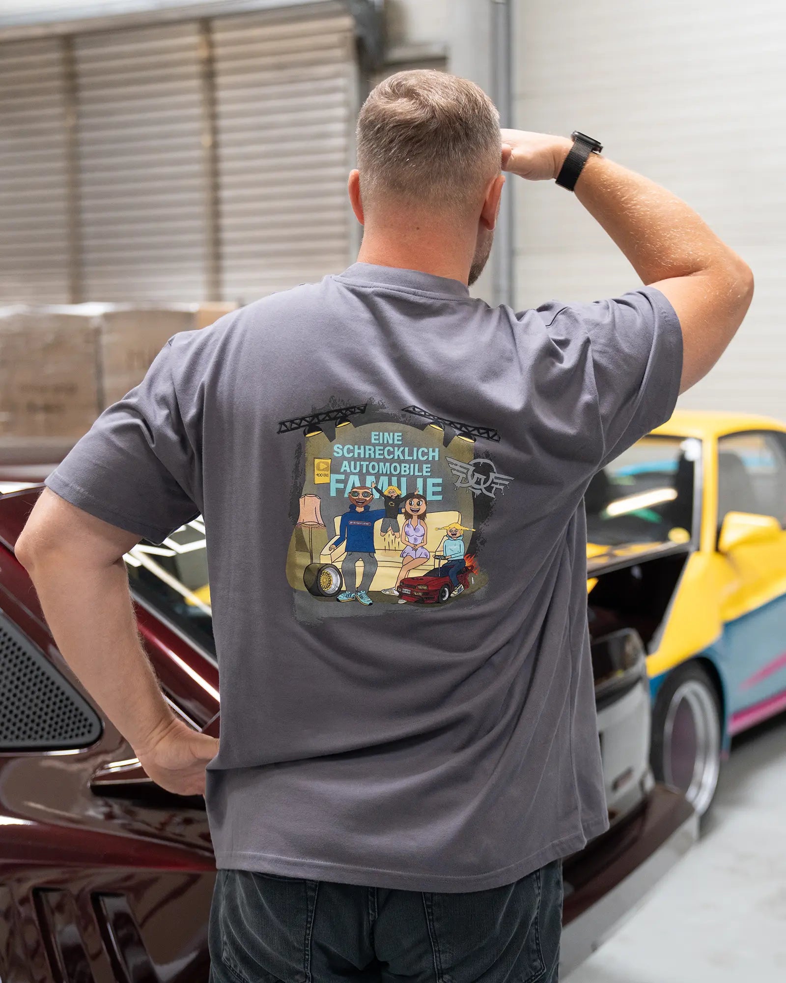 T-Shirt - Eine Schrecklich Automobile Familie