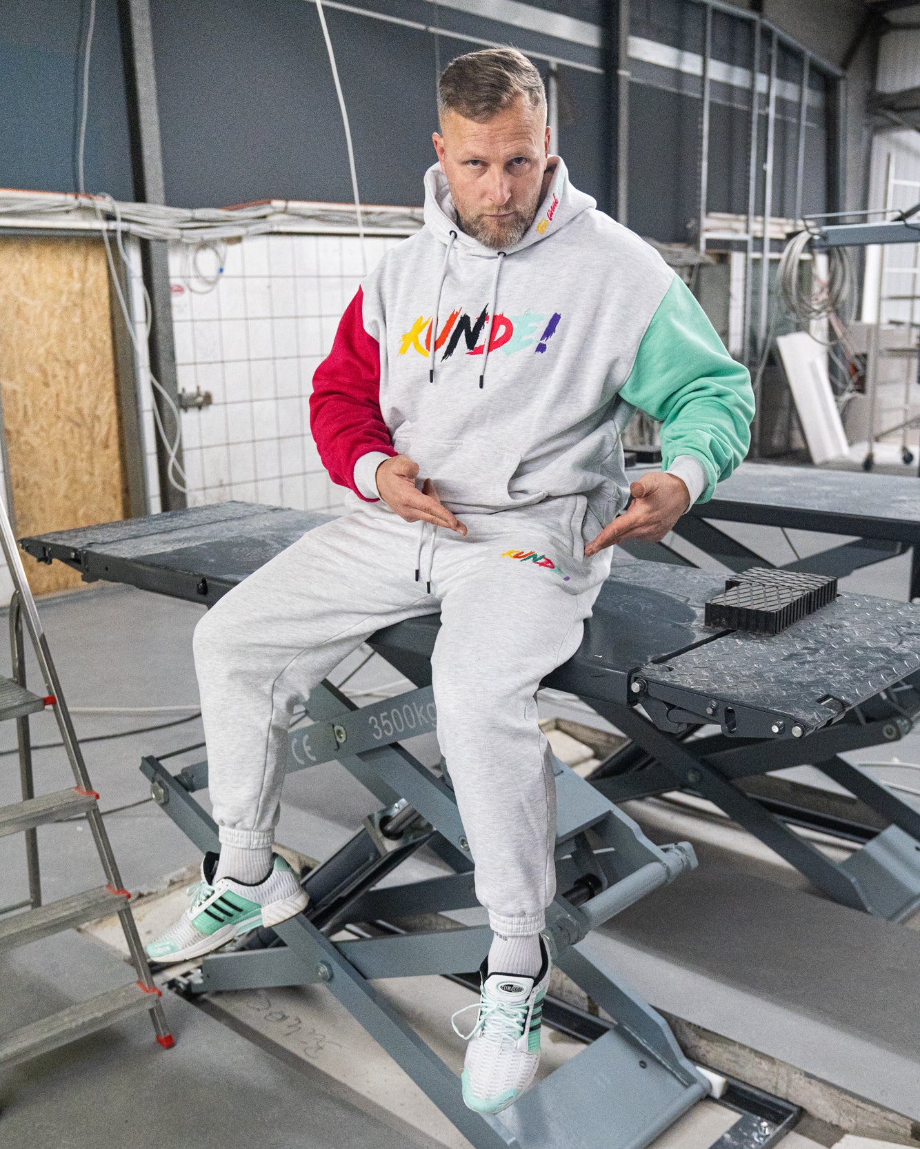 KUNDE! Colorblock Jogginghose