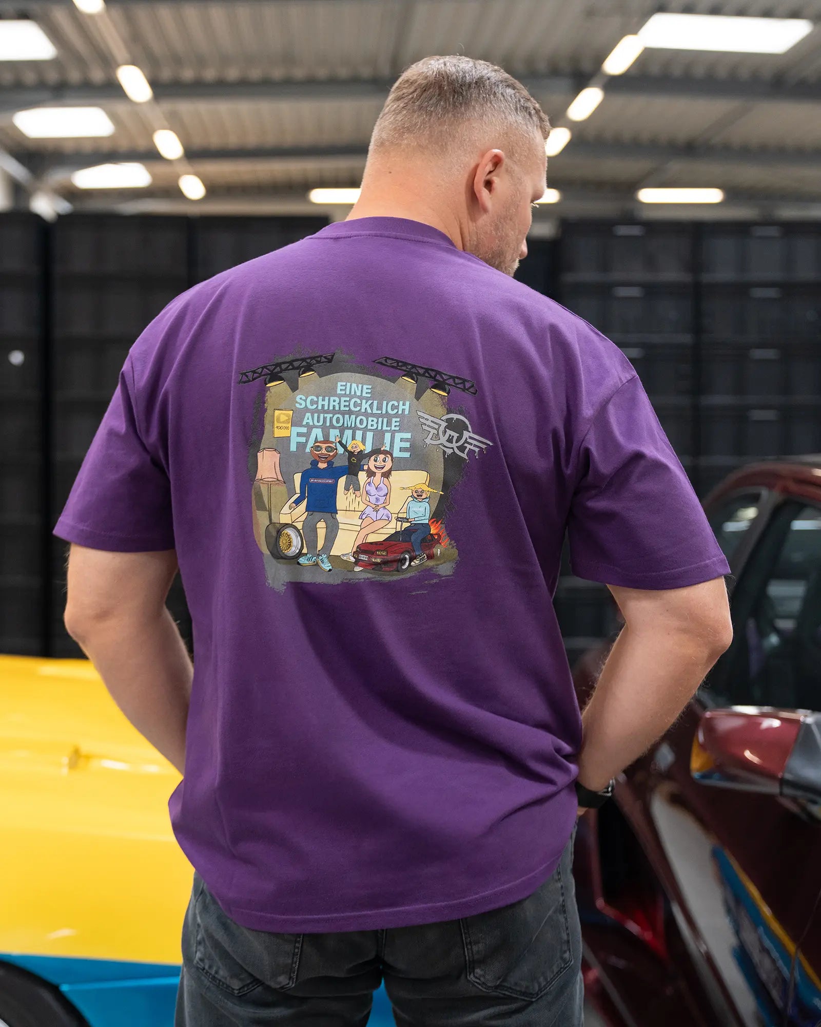 T-Shirt - Eine Schrecklich Automobile Familie