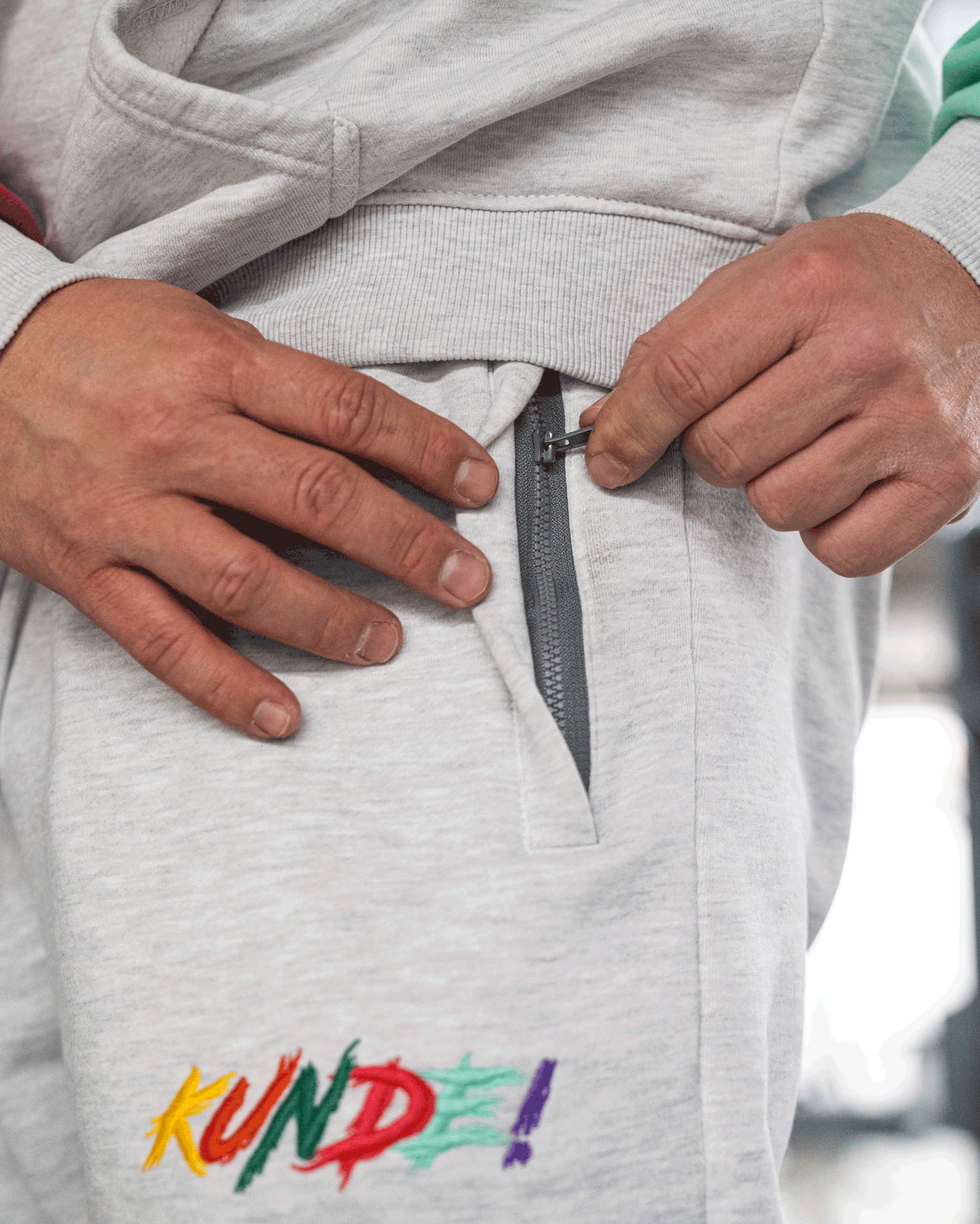 KUNDE! Colorblock Jogginghose